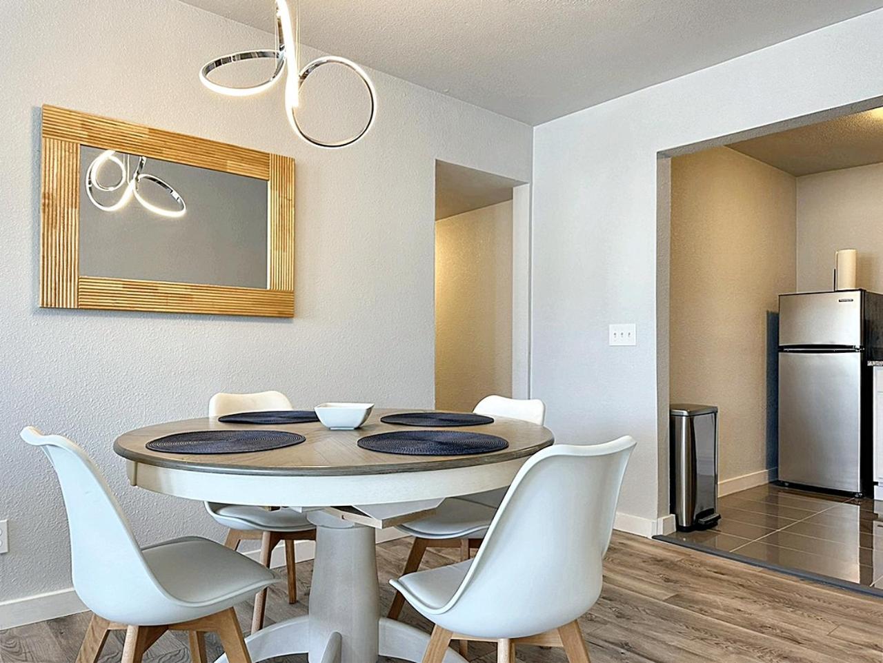 Ferienhaus Full-kitchen 2br Near Plaza District #31a *